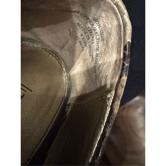 Liz Claiborne snakeskin heals (9 1/2) - Picture 10 of 10